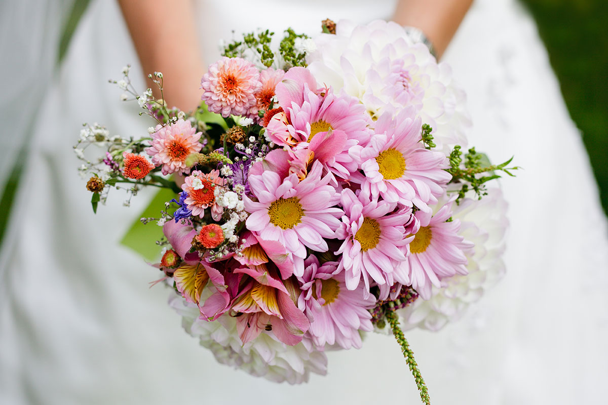 i fiori delle nozze bouquet campestre